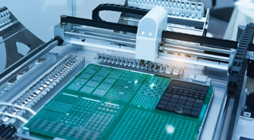 DSP positioning of CNC machine tool worktable